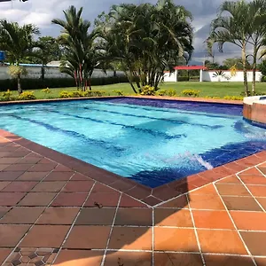 https://finca-turistica-villa-natasha.hotels-bogota.net