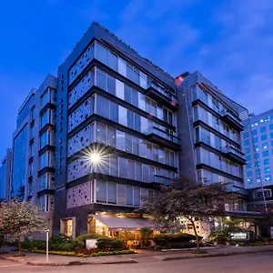 100 Luxury By Preferred Kolumbien